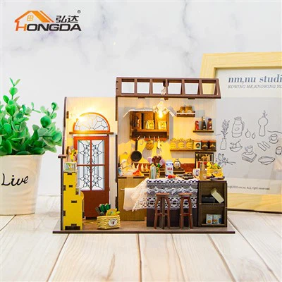 M2423 Peta's Kitchen Diy House House Kit